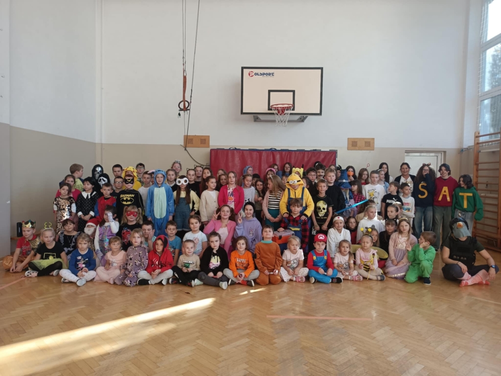 Międzynarodowy Dzień Postaci z Bajek